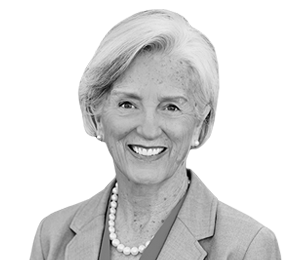 Headshot: Nancy Coop